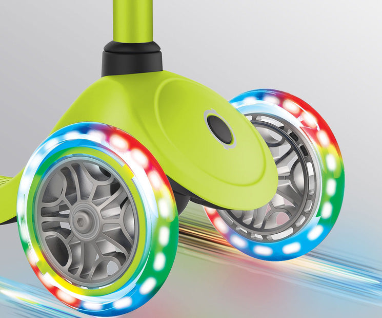 Globber Primo Light three wheel kick scooter for kids with LED light wheels, closeup of light wheels