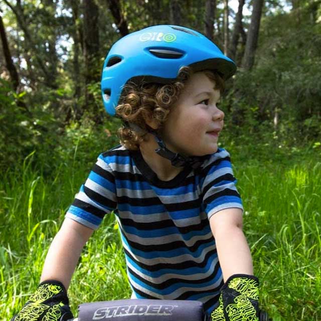 Giro Scamp Lightweight Bicycle Helmet for Kids (Adjustable 49-53cm)