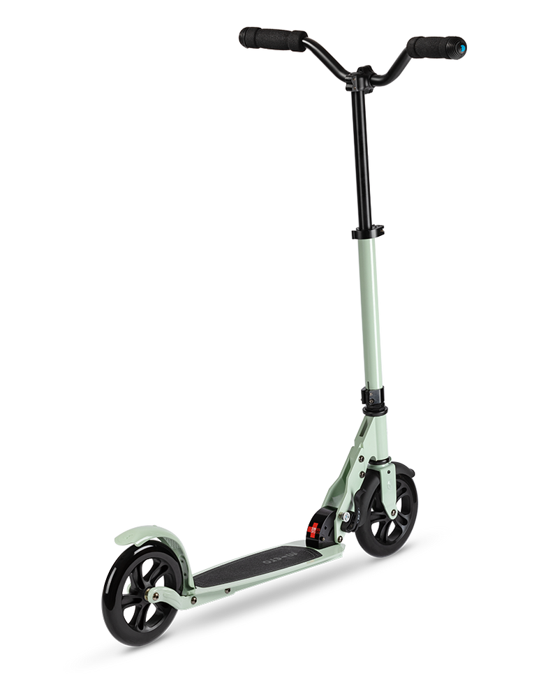 Micro Speed Deluxe Clay Medium Sized kick scooter with bicyclestyle